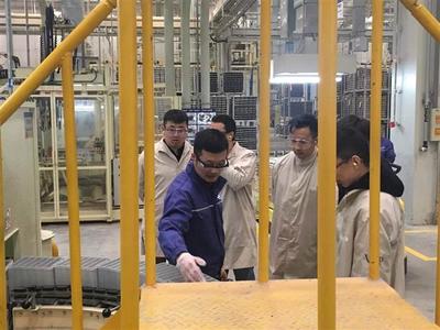 云修电瓶再度升级 重庆江森工厂考察与技术交流之旅